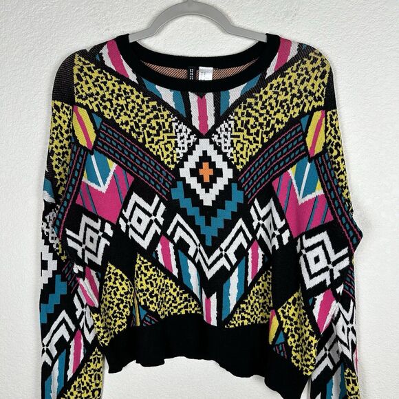 VTG Divided Sweater Women’s Sz M Y2K Multicolor Aztec Graphics 80’s 90’s - Picture 2 of 10